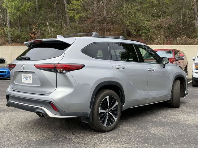2022 Toyota Highlander XSE