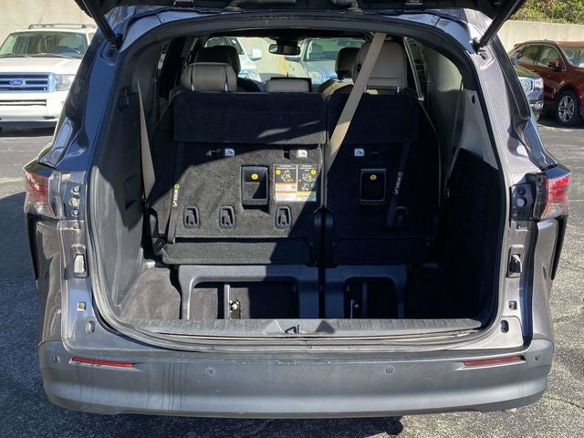 2021 Toyota Sienna XLE