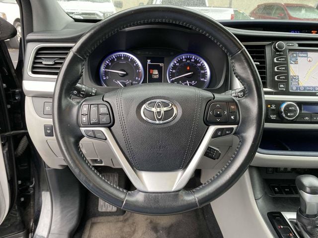 2017 Toyota Highlander Limited