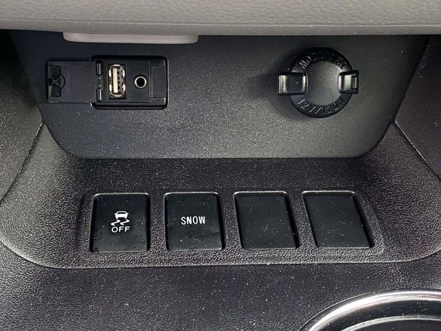2016 Toyota Highlander LE V6