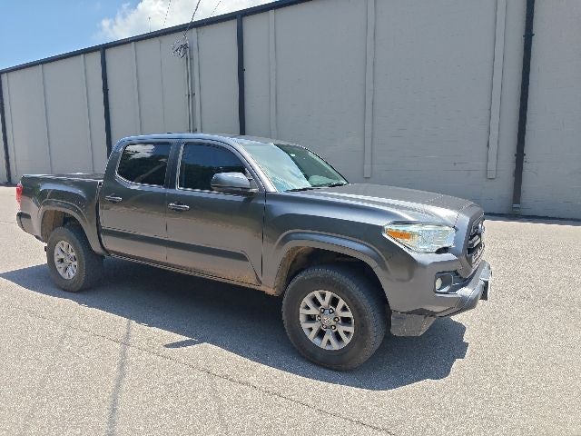2017 Toyota Tacoma SR