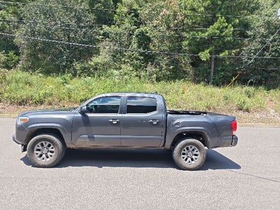 2017 Toyota Tacoma SR