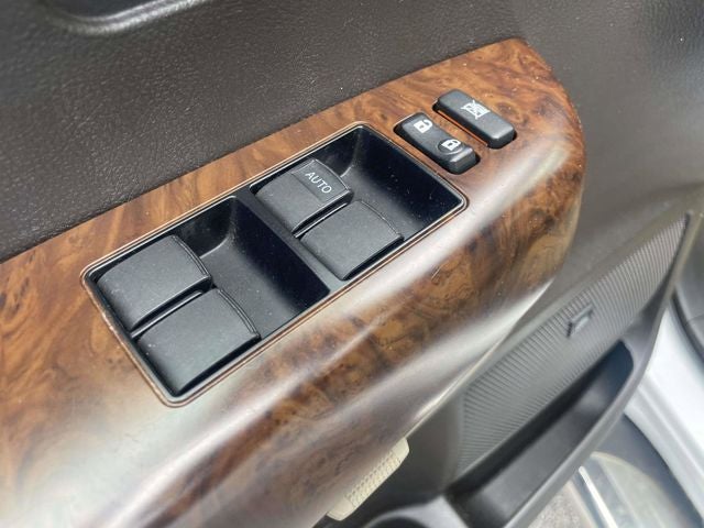 2010 Toyota Tundra Limited CrewMax