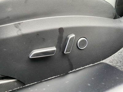 2022 Tesla Model S Base