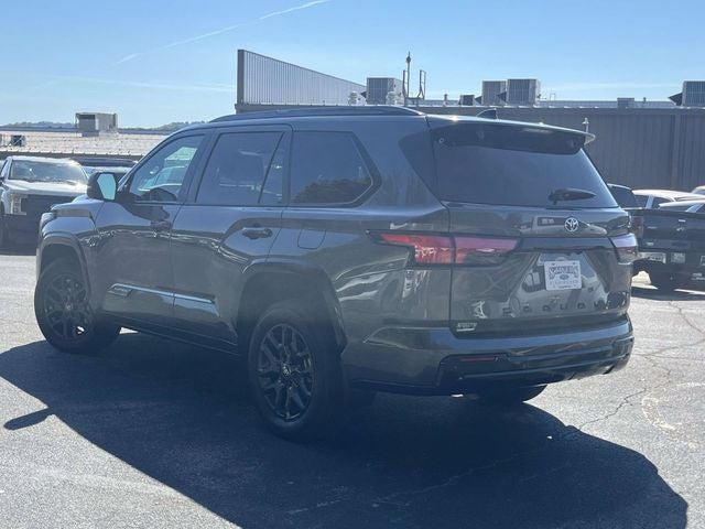 2025 Toyota Sequoia Platinum