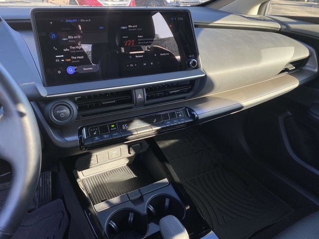 2025 Toyota Prius XLE