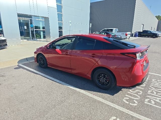 2020 Toyota Prius LE