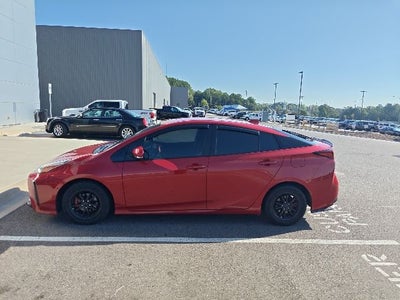 2020 Toyota Prius LE