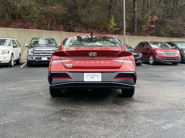 2025 Hyundai Elantra SEL Convenience