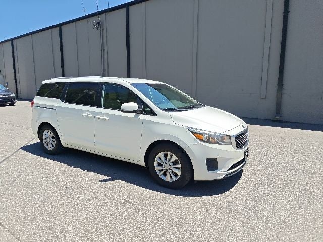 2017 Kia Sedona LX