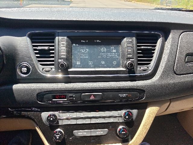 2017 Kia Sedona LX