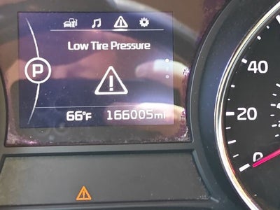 2017 Kia Sedona LX