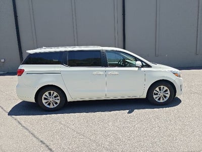 2017 Kia Sedona LX