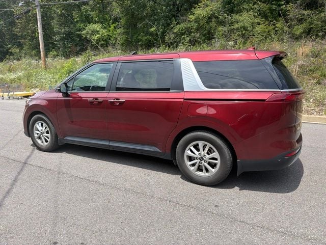 2023 Kia Carnival LX