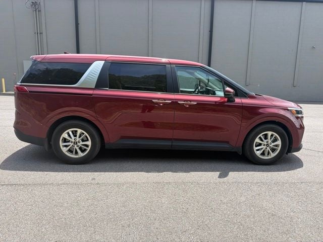 2023 Kia Carnival LX