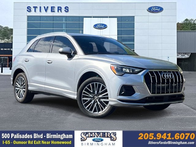 2022 Audi Q3 Premium quattro