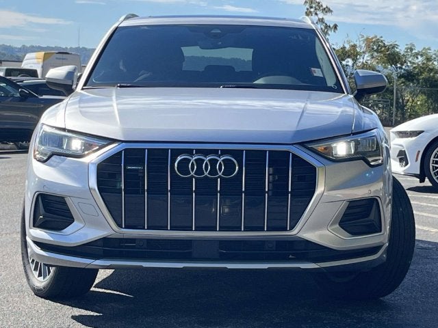 2022 Audi Q3 Premium quattro