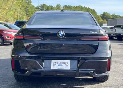 2026 BMW 7 Series 740i