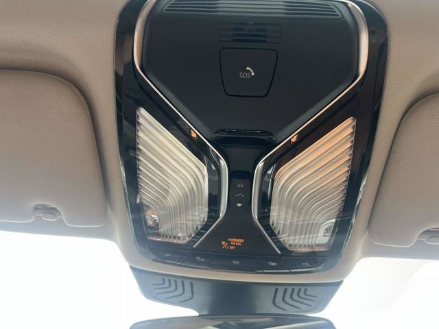 2021 BMW 7 Series 740i