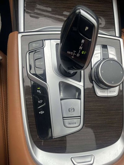 2021 BMW 7 Series 740i