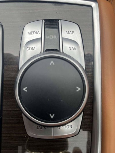 2021 BMW 7 Series 740i