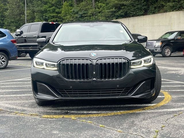2021 BMW 7 Series 740i
