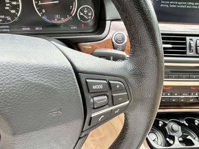 2013 BMW 5 Series 528i xDrive