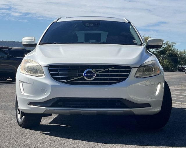 2016 Volvo XC60 T5 Drive-E Platinum