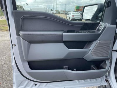 2025 Ford F-150 Lightning Flash™