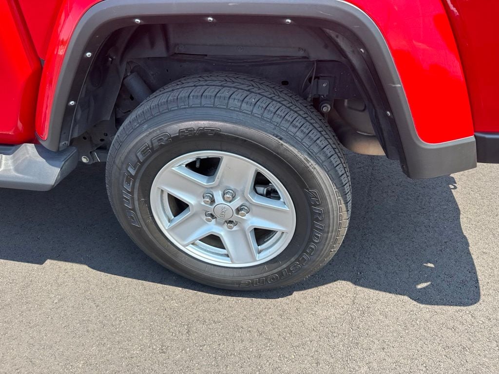2023 Jeep Gladiator Sport S