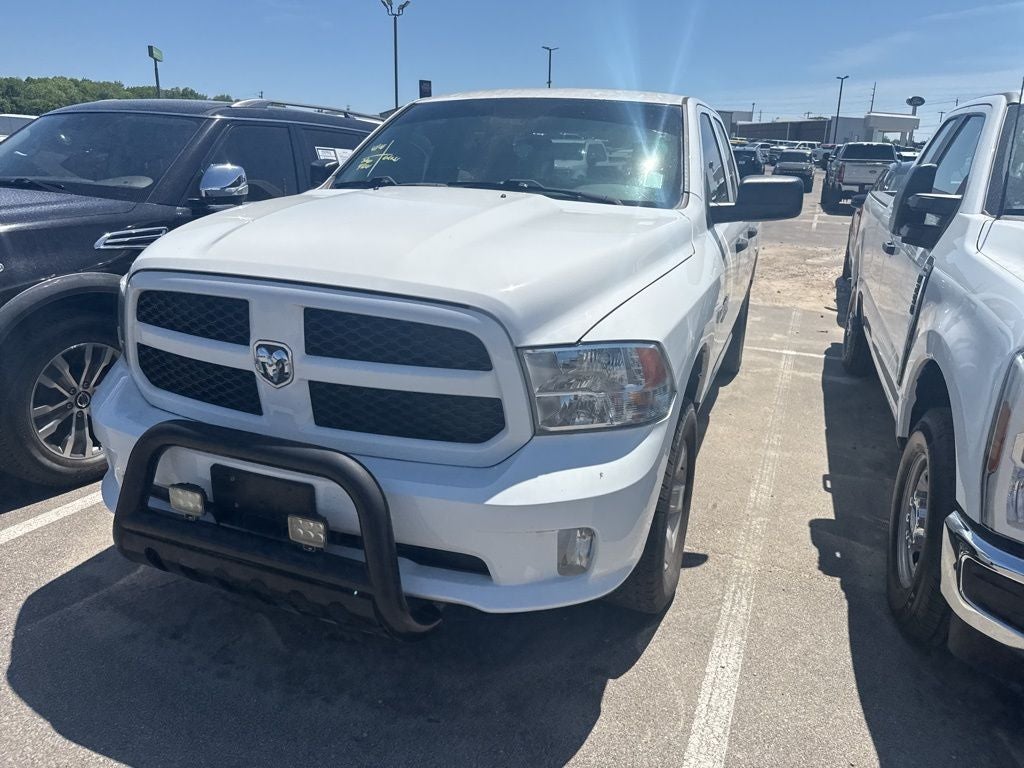 2016 RAM 1500 SLT