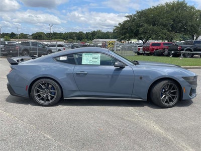 2025 Ford Mustang Dark Horse