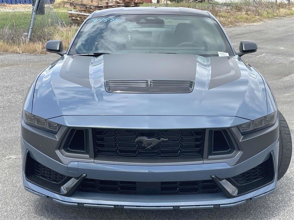 2025 Ford Mustang Dark Horse