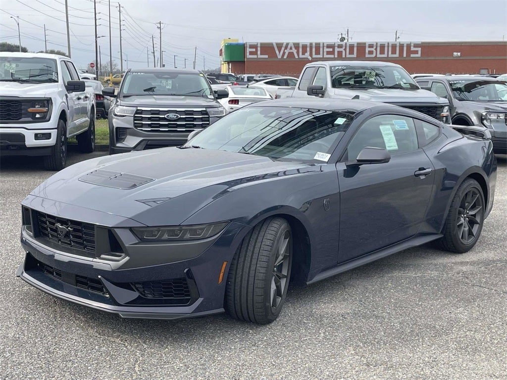 2026 Ford Mustang Dark Horse