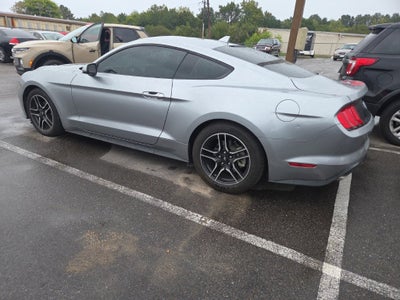 2022 Ford Mustang EcoBoost