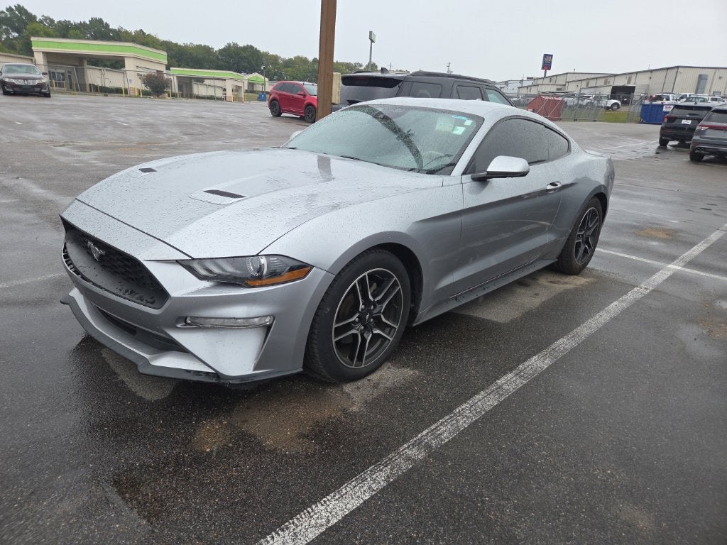 2022 Ford Mustang EcoBoost