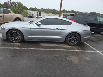 2022 Ford Mustang EcoBoost