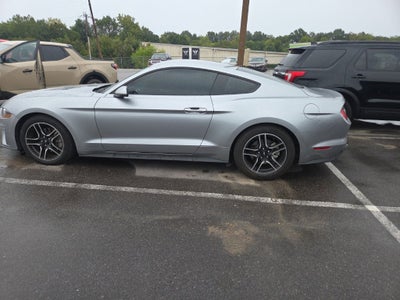 2022 Ford Mustang EcoBoost