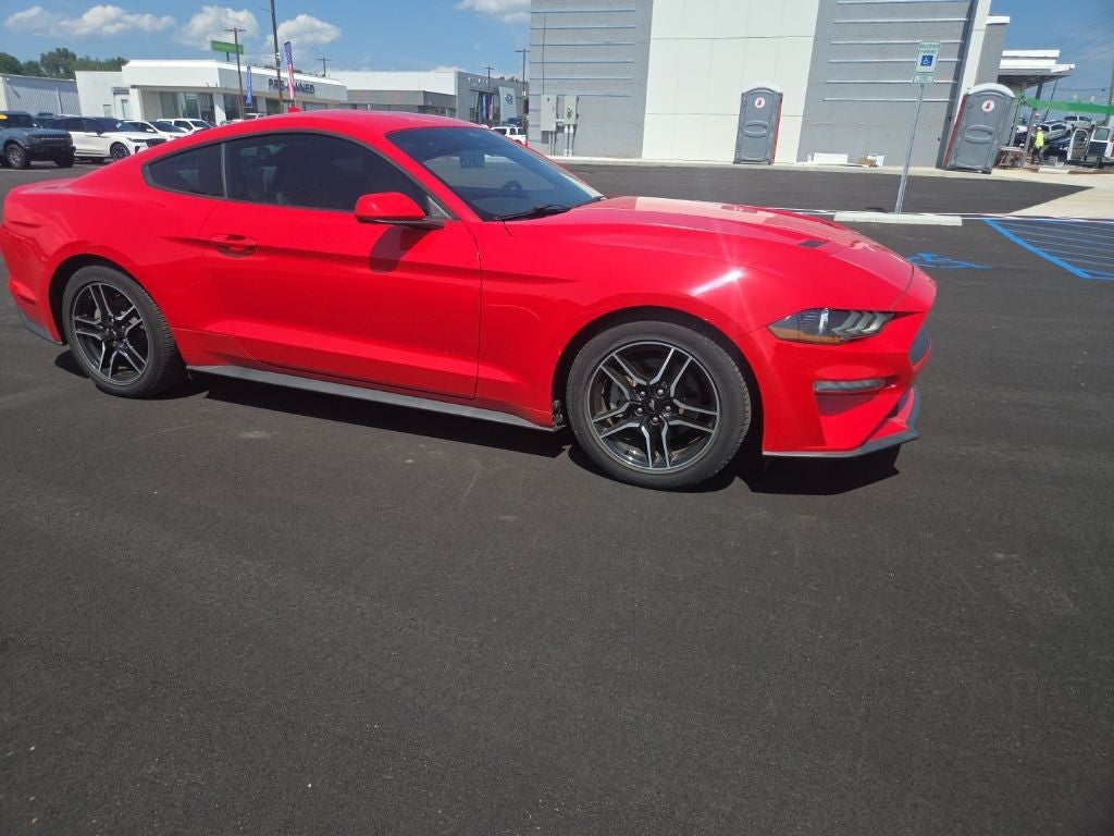 2021 Ford Mustang EcoBoost