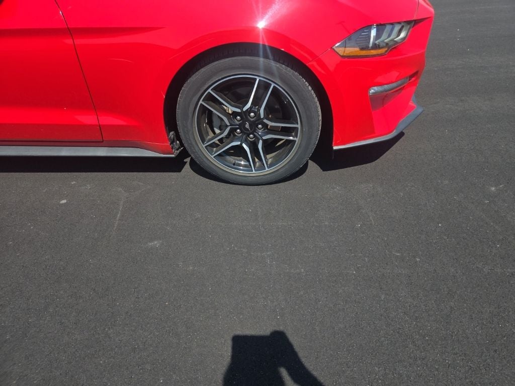 2021 Ford Mustang EcoBoost