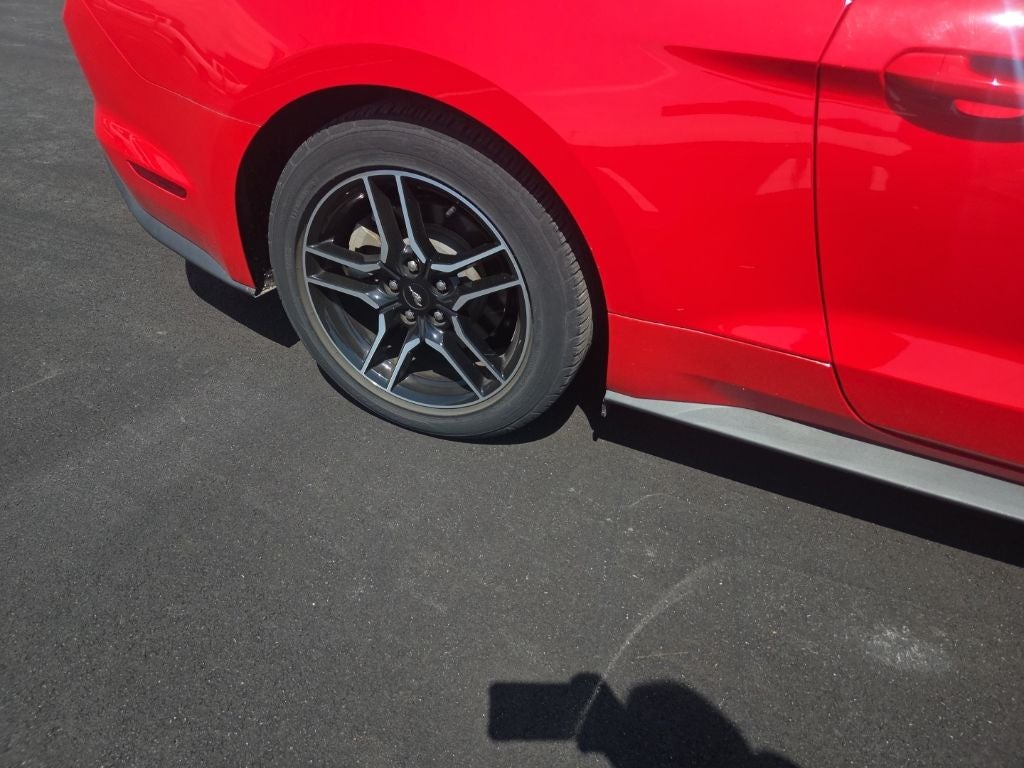 2021 Ford Mustang EcoBoost
