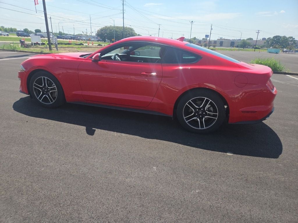 2021 Ford Mustang EcoBoost
