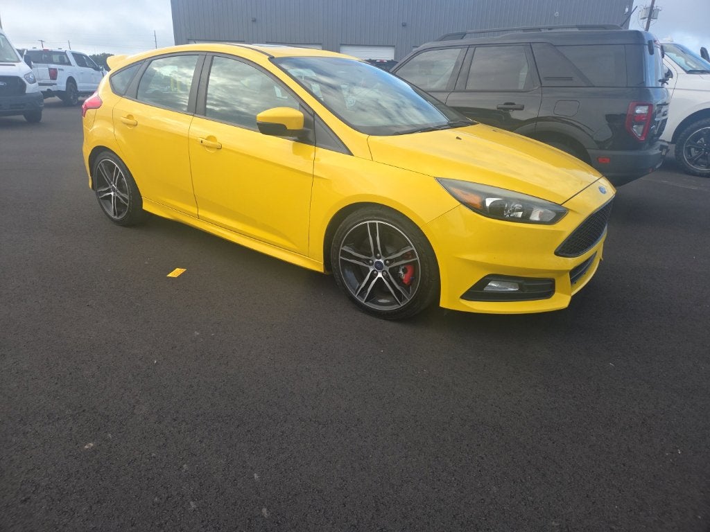 2017 Ford Focus ST