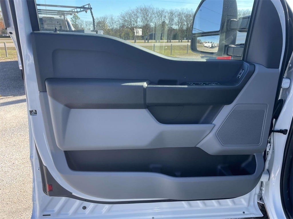 2025 Ford F-350SD XL