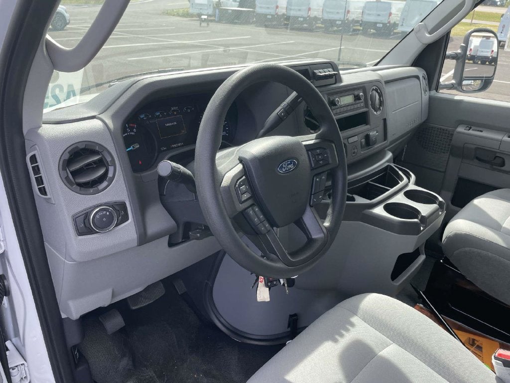 2027 Ford E-350SD Base Cutaway