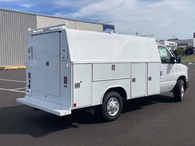 2027 Ford E-350SD Base Cutaway