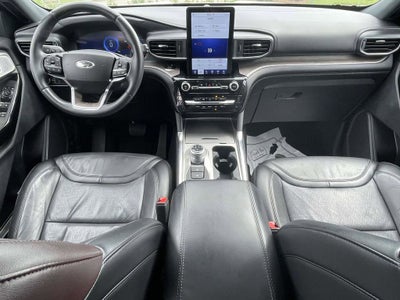 2023 Ford Explorer Platinum