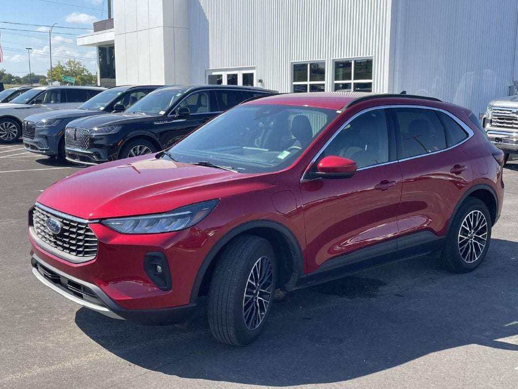 2025 Ford Escape Plug-In Hybrid Base