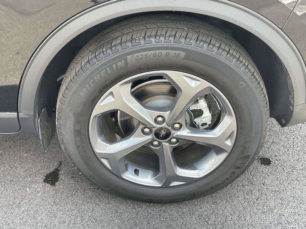 2025 Ford Escape ST-Line