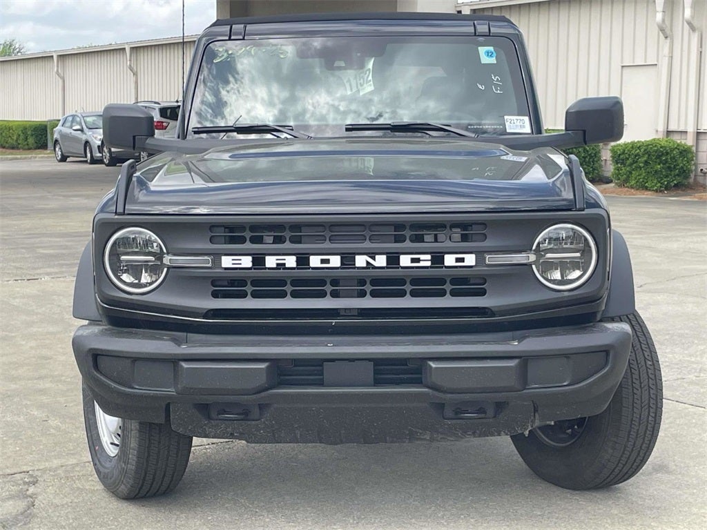 2025 Ford Bronco Base